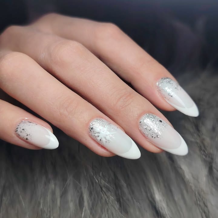 crystal-white-french-tip-nails-with-silver-glitters.