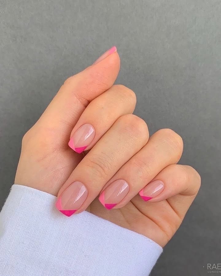 Pink-geometric-reverse-French-tip-nails.__.jpg