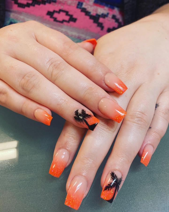 Tropical-glow-summer-beach-nails_.jpg