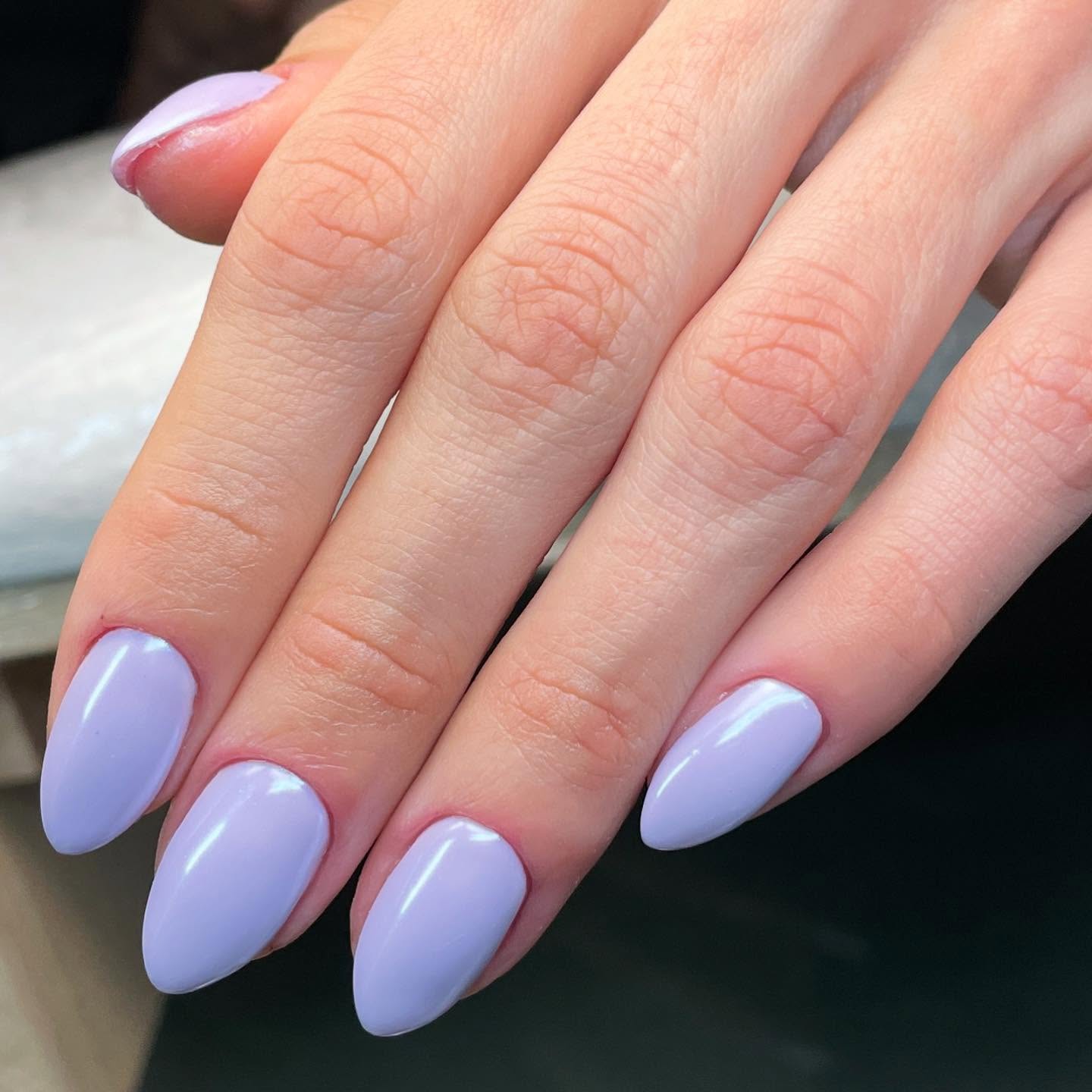 Lavender-chic-summer-nail-ideas