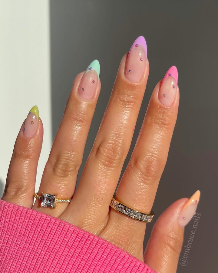 Pastel-French-cute-nails_.jpg
