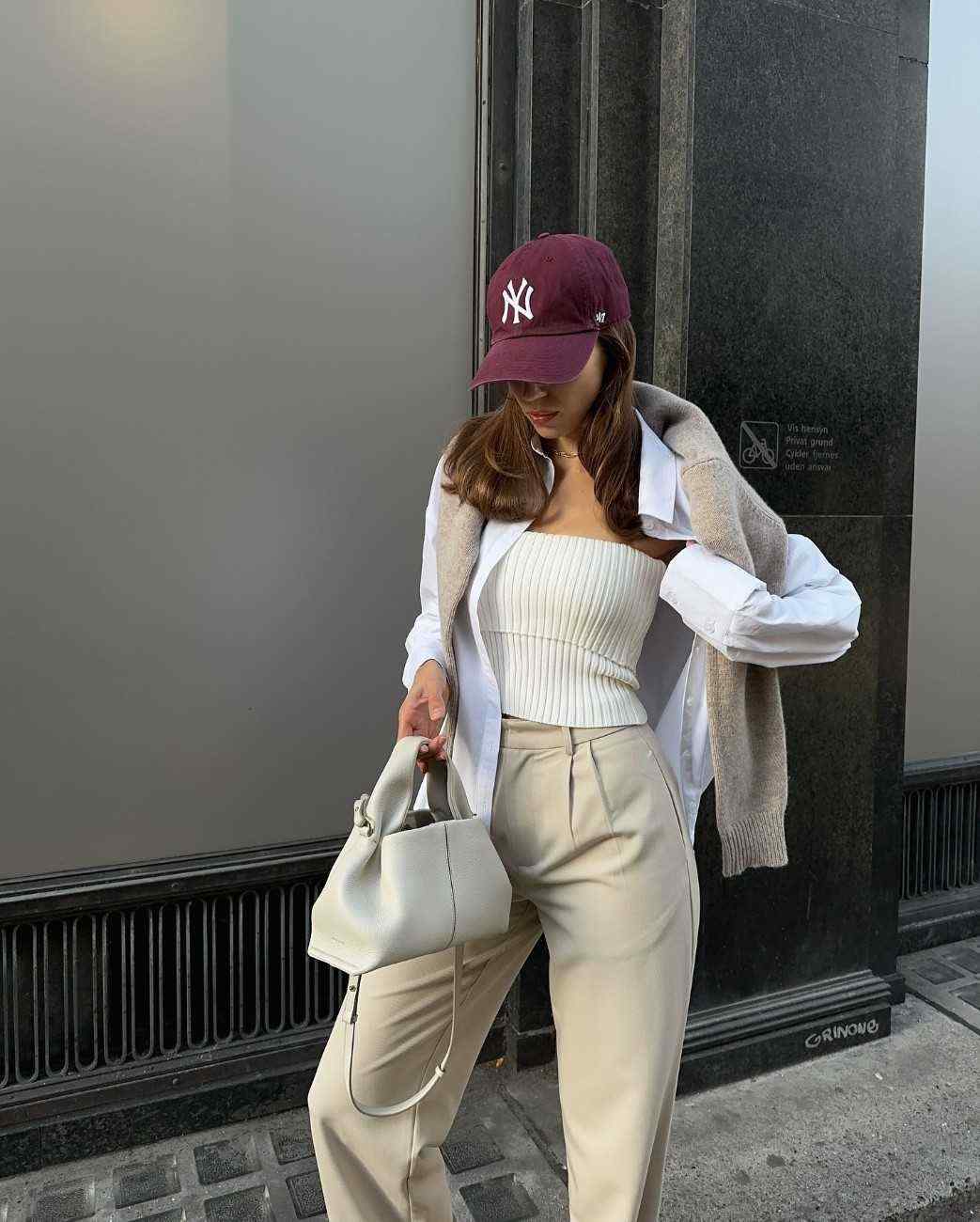 Elegant-old-money-fall-outfit-ideas.jpg