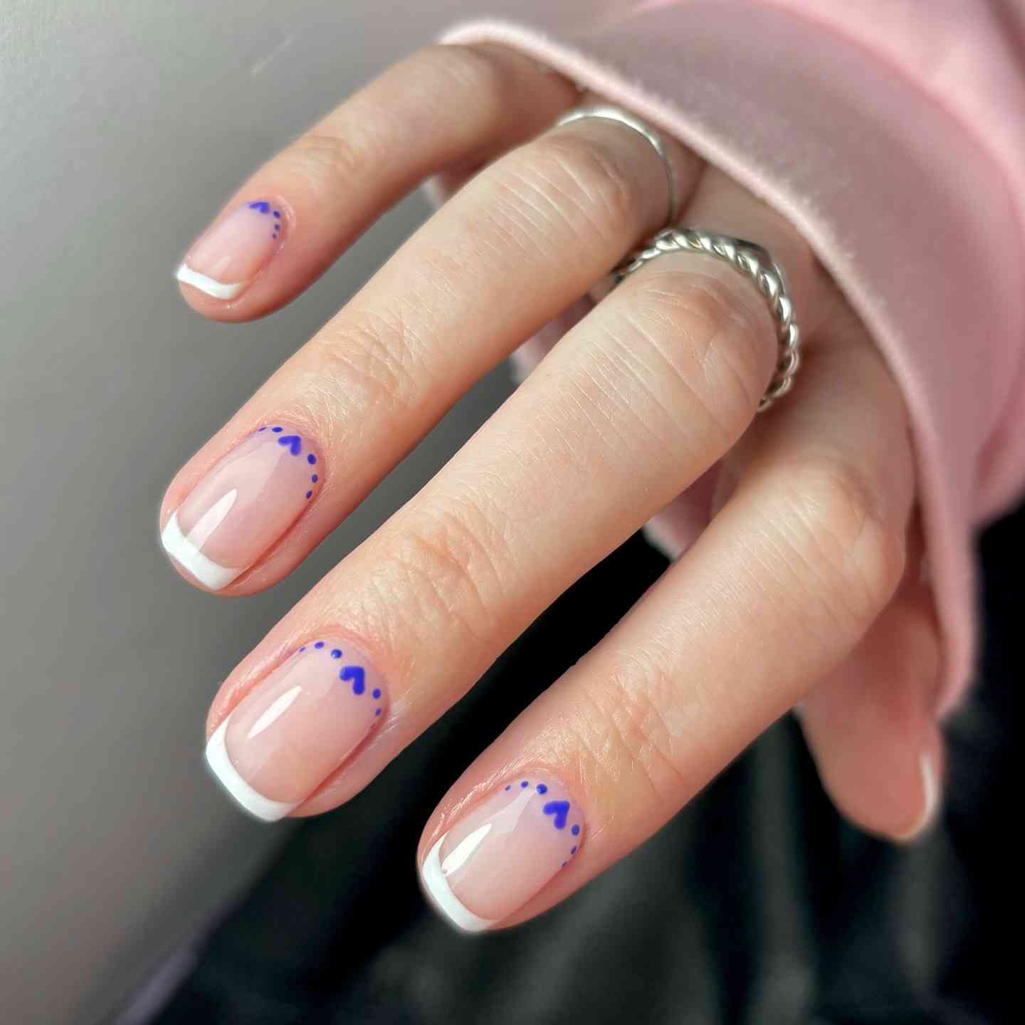 French-heart-short-winter-nail-look_.jpg
