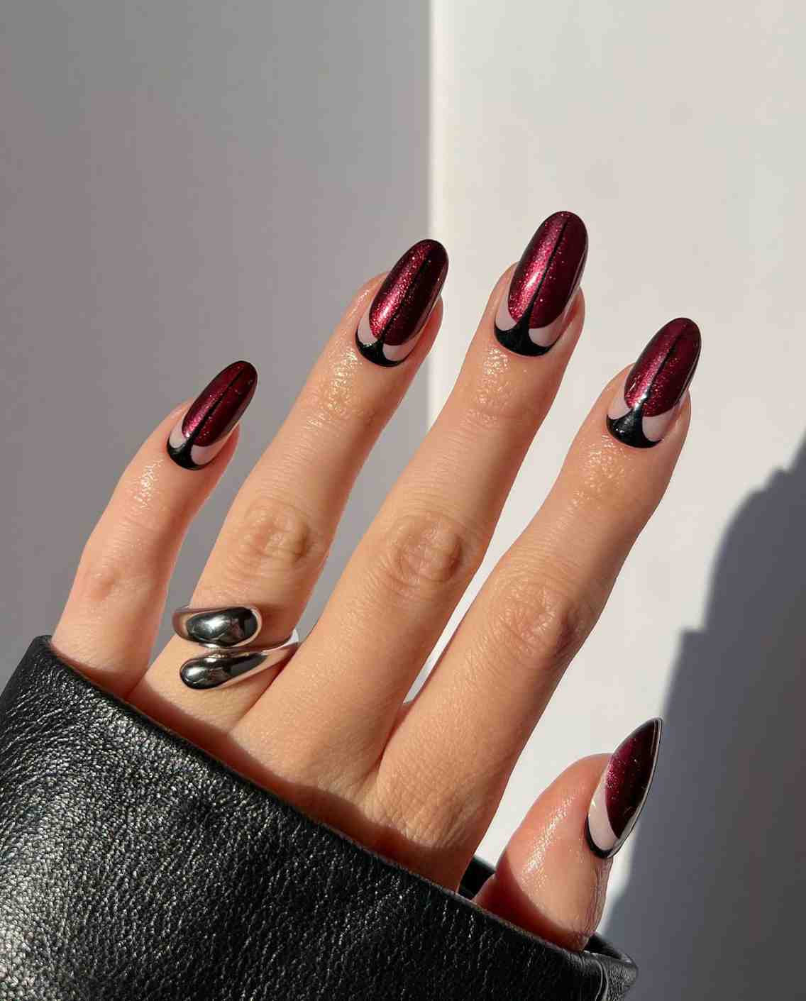 Dark-burgundy-nail-design-for-winter-1.jpg
