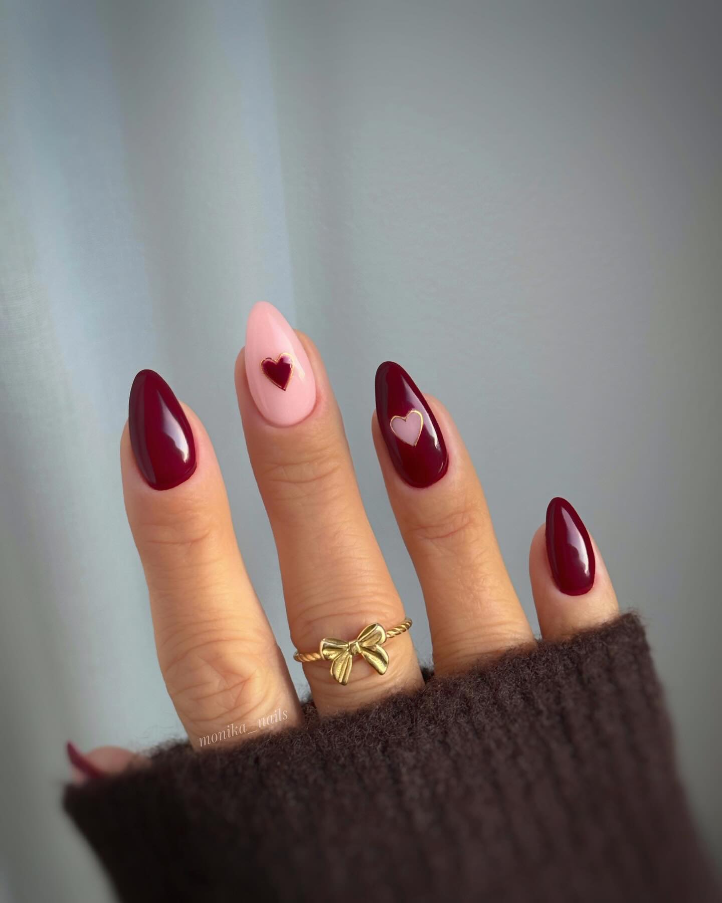 Romantic-burgundy-winter-nail-design.jpg