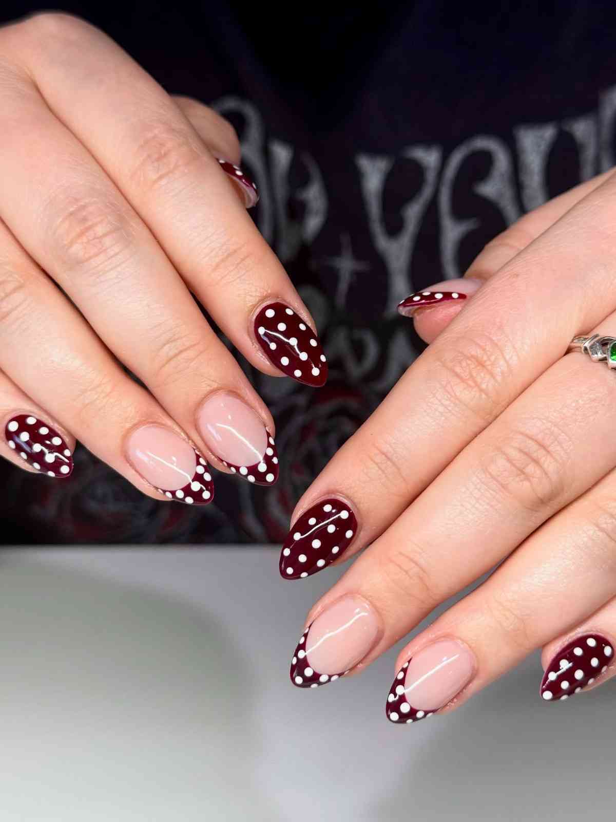 Polka-dots-burgundy-nail-ideas-for-winter
