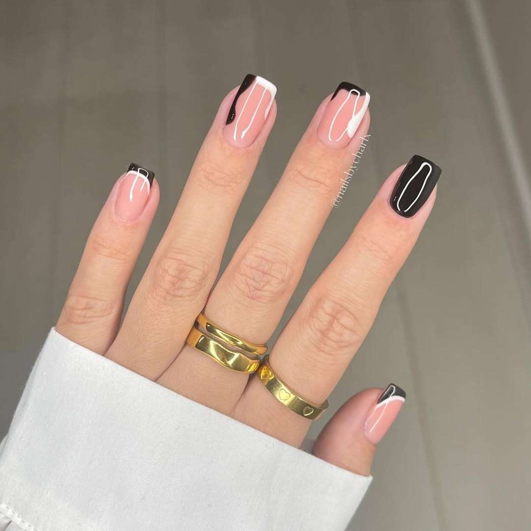 Neutral nails black contrast tips