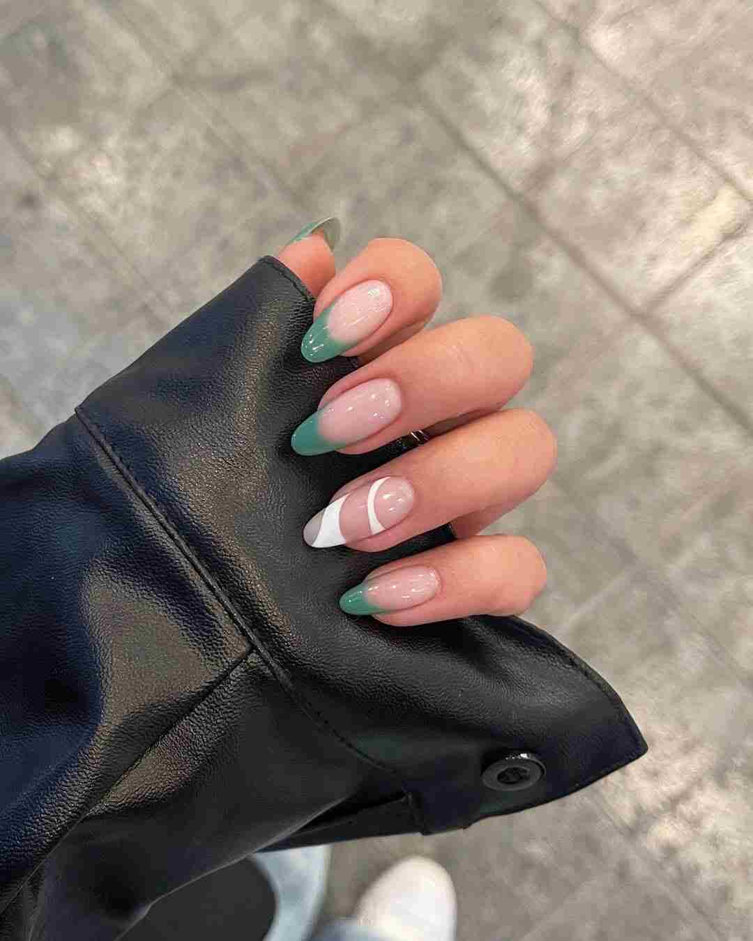 Mint-Tip-Green-Manicure.jpg